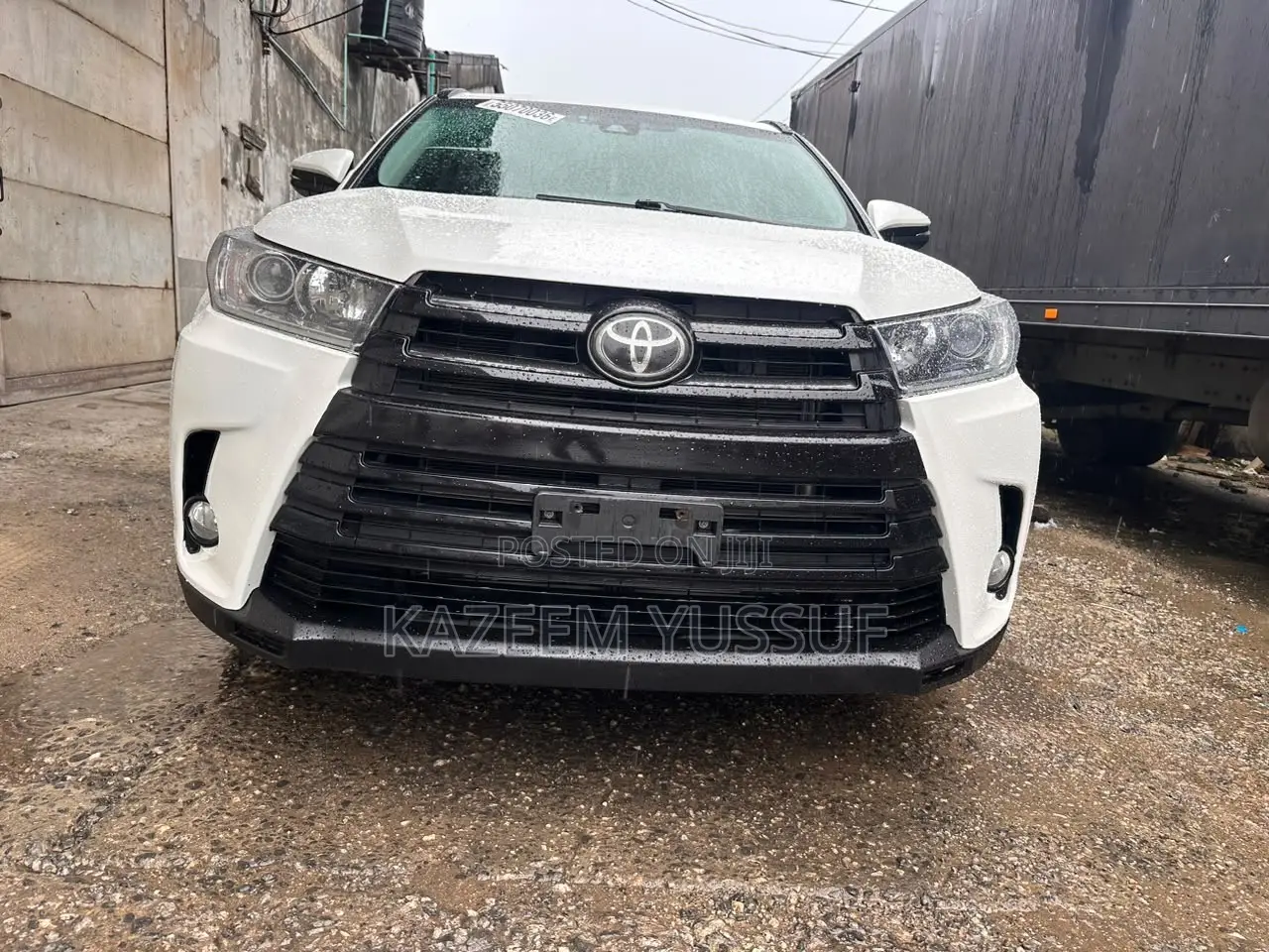 Toyota Highlander SE 4x4 V6 (3.5L 6cyl 8A) 2017 White