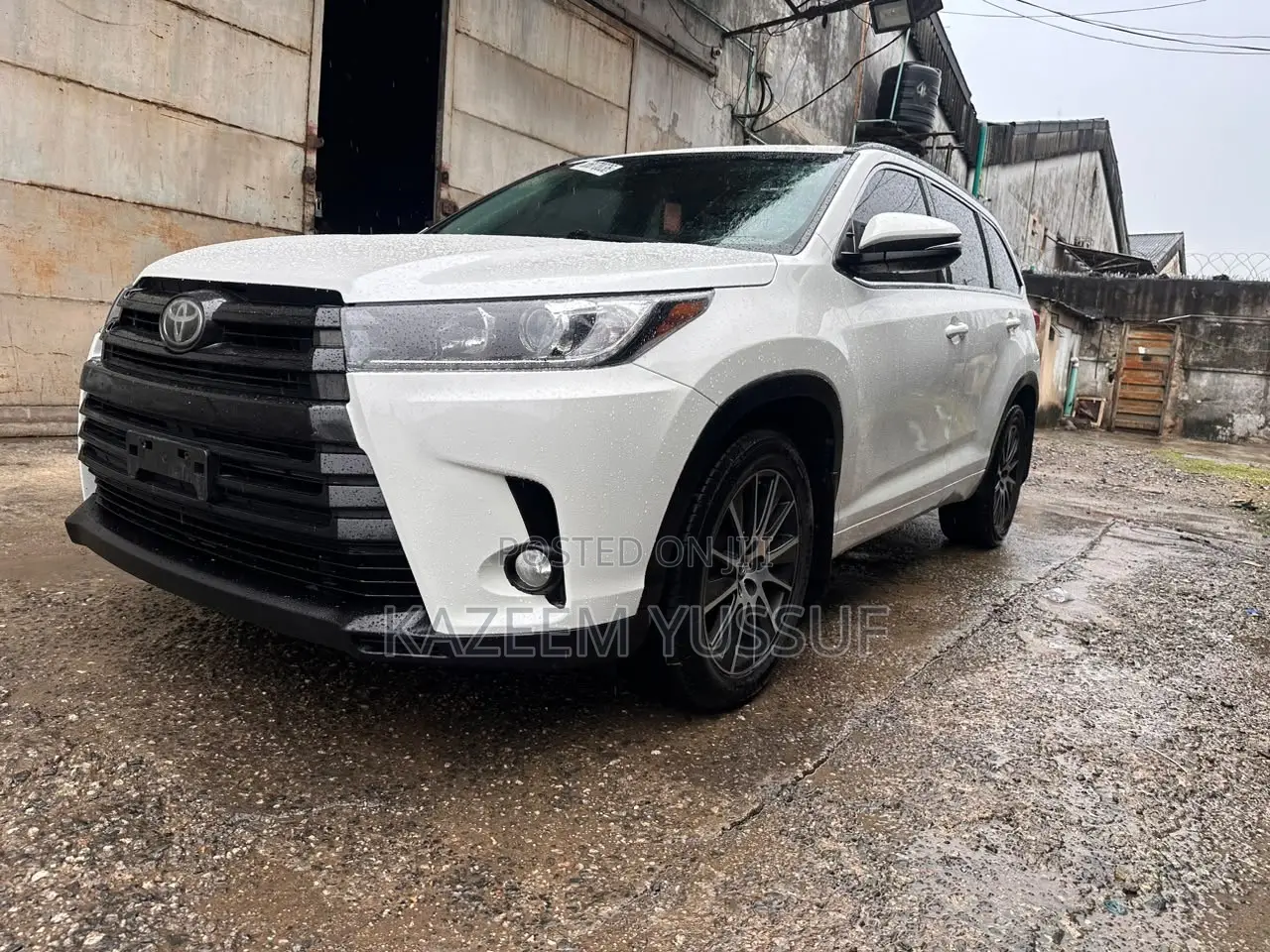 Toyota Highlander SE 4x4 V6 (3.5L 6cyl 8A) 2017 White