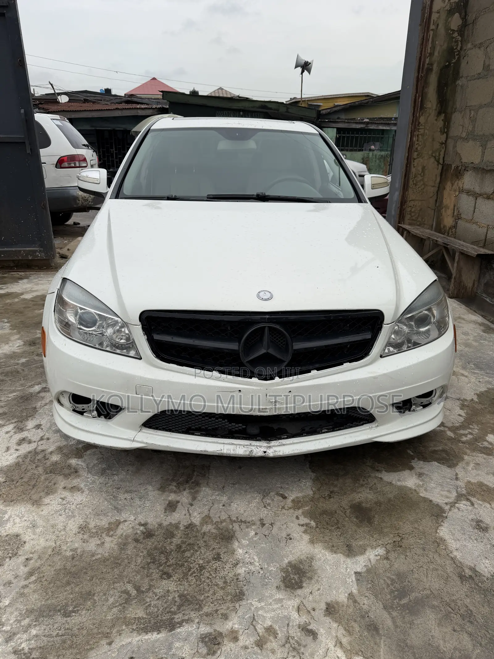 Mercedes-Benz C300 Sport Sedan AWD (3.0L 6cyl 7A) 2009 White