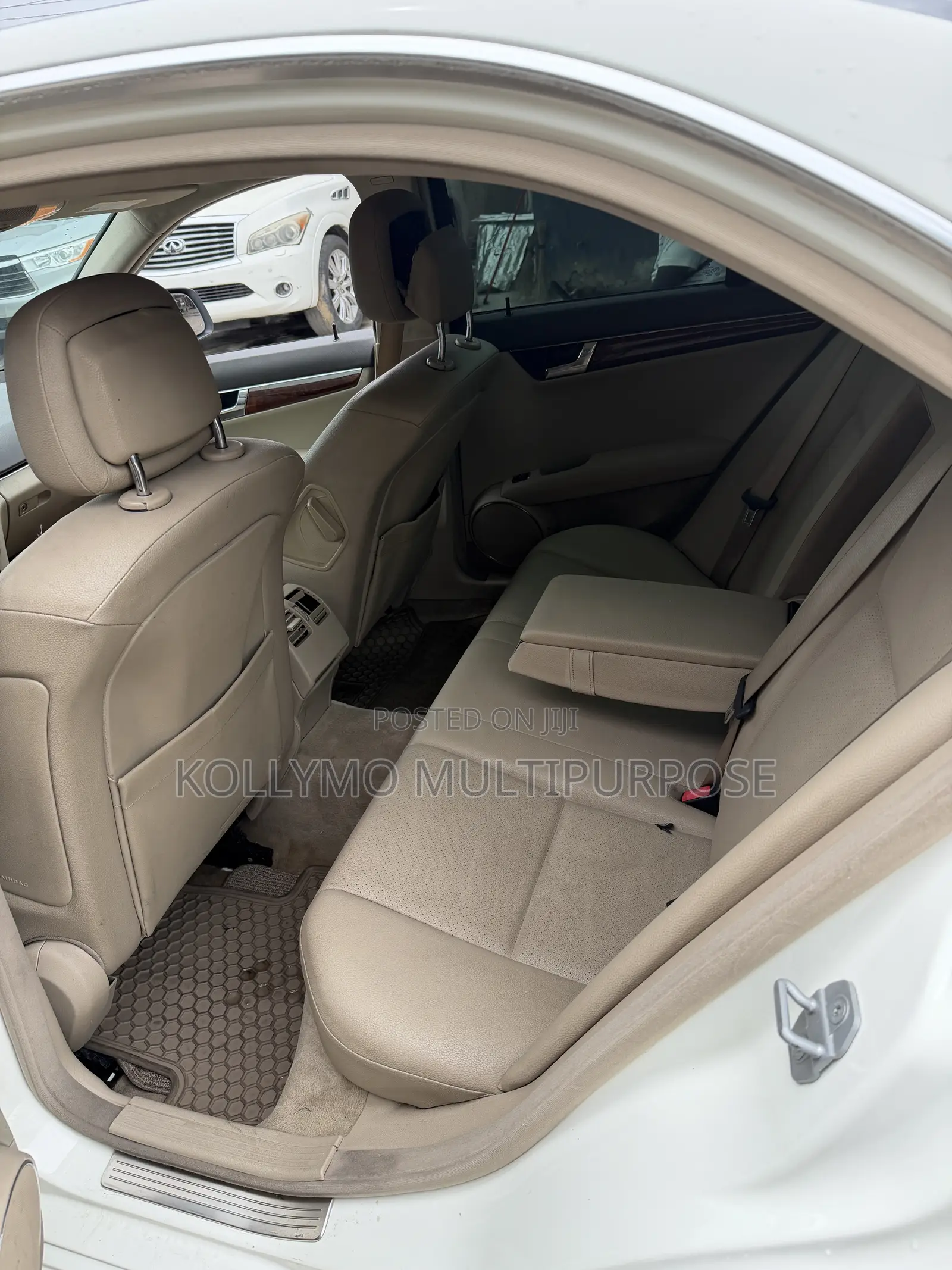 Mercedes-Benz C300 Sport Sedan AWD (3.0L 6cyl 7A) 2009 White