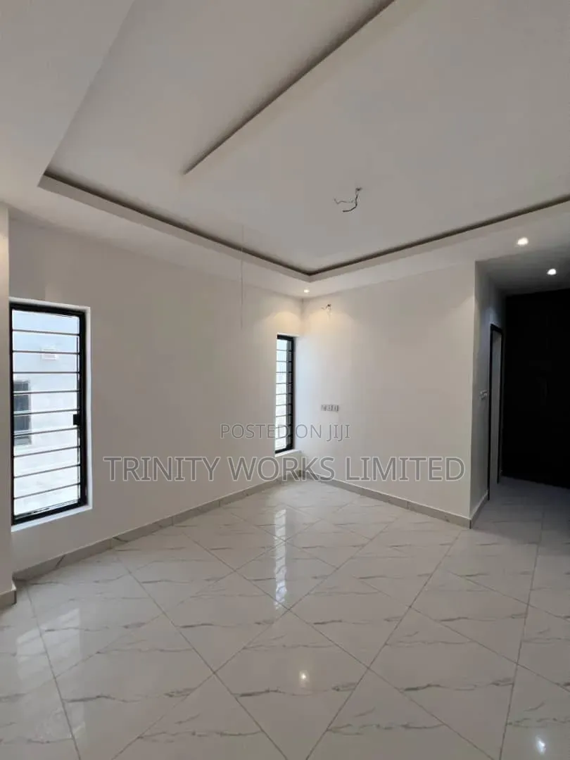 5bdrm Duplex in Nsukka for sale