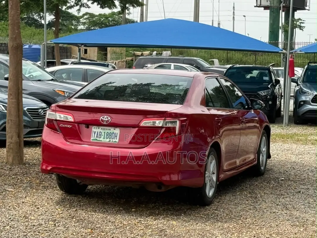 Toyota Camry 2013 Red