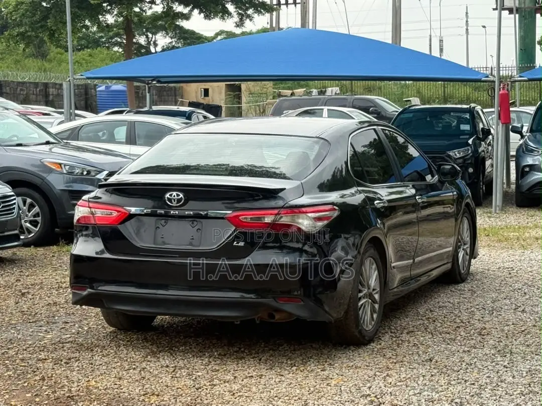 Toyota Camry 2018 Black