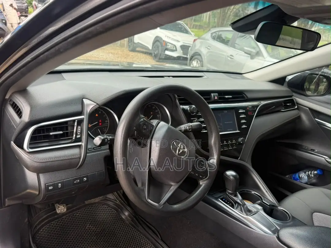 Toyota Camry 2018 Black