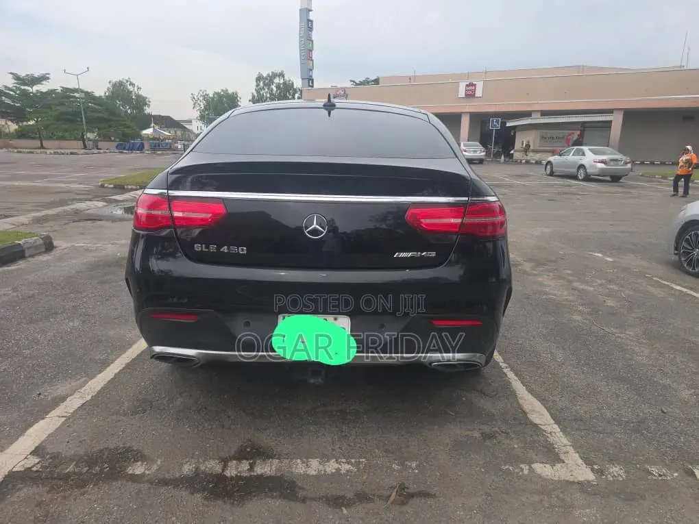 Mercedes-Benz GLE-Class 2016 Black