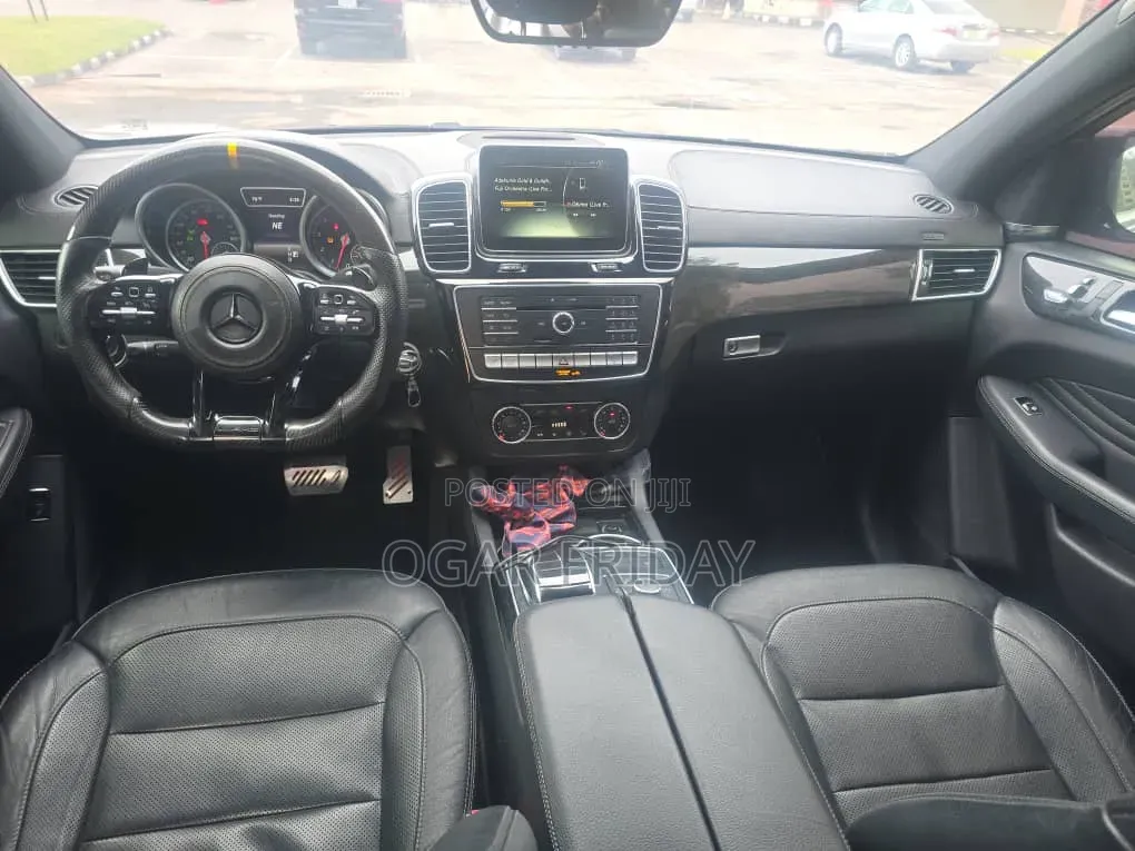 Mercedes-Benz GLE-Class 2016 Black