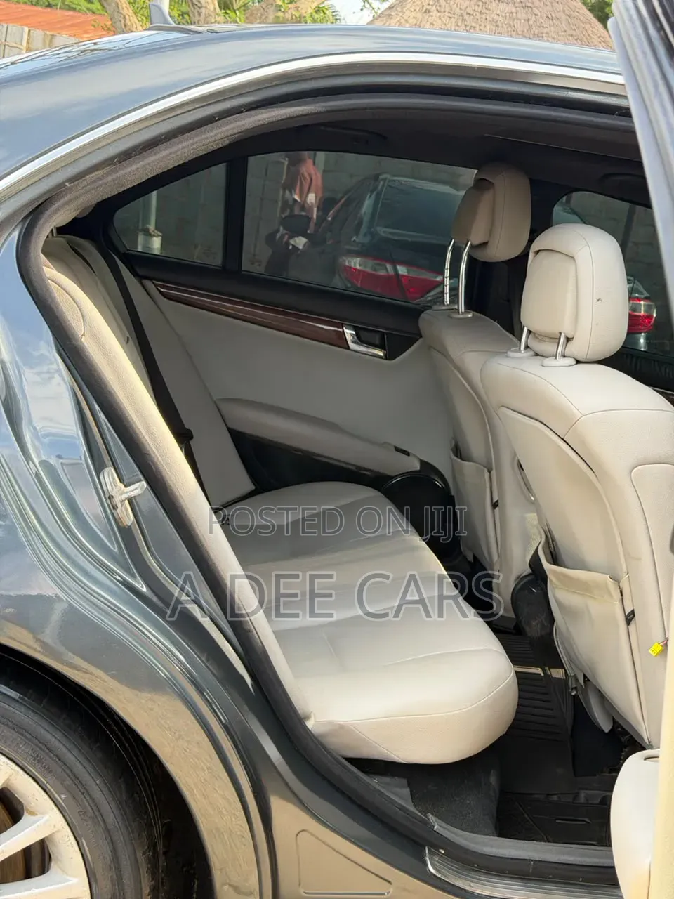 Mercedes-Benz C300 2010 Silver