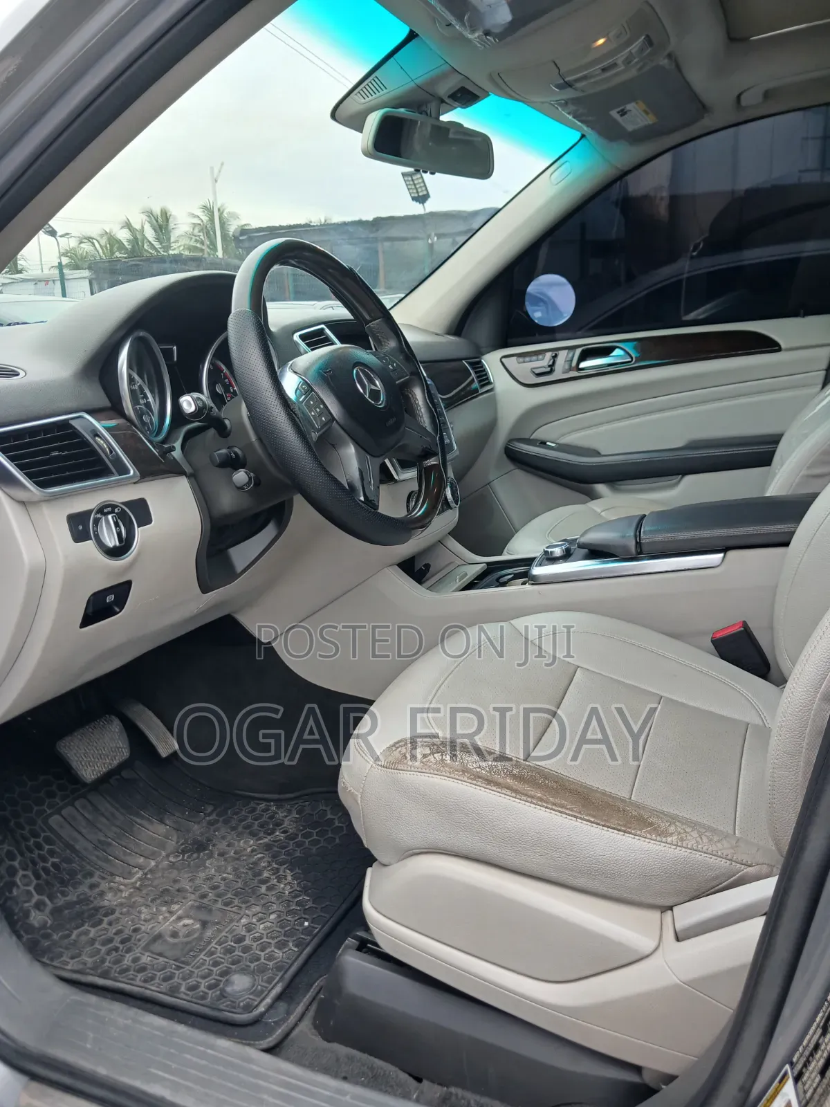 Mercedes-Benz M Class ML350 4MATIC 4dr SUV AWD (3.5L 6cyl 7A) 2015 Gray