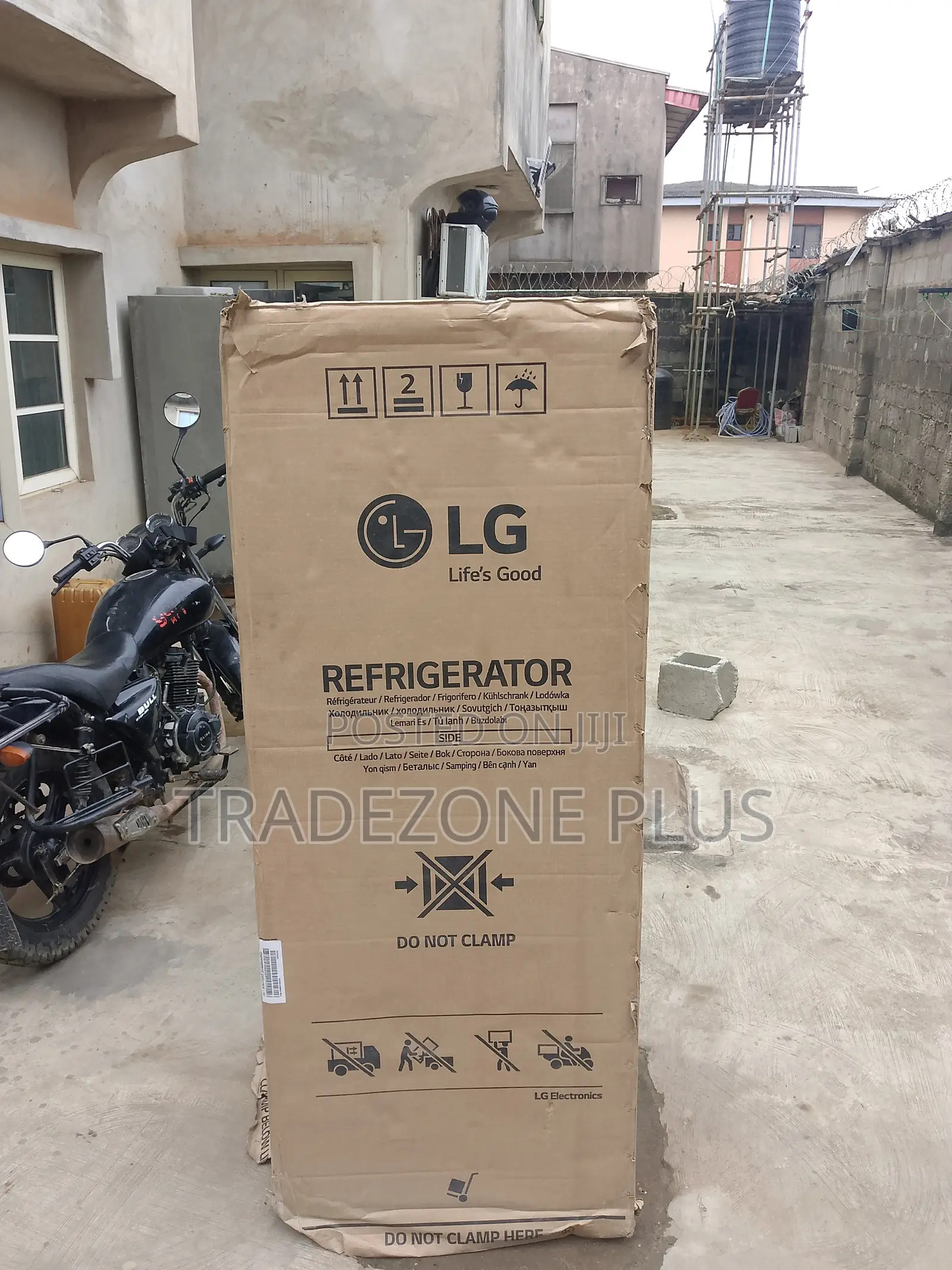 LG GL-B262PQKB 287L Double Door Refrigerator