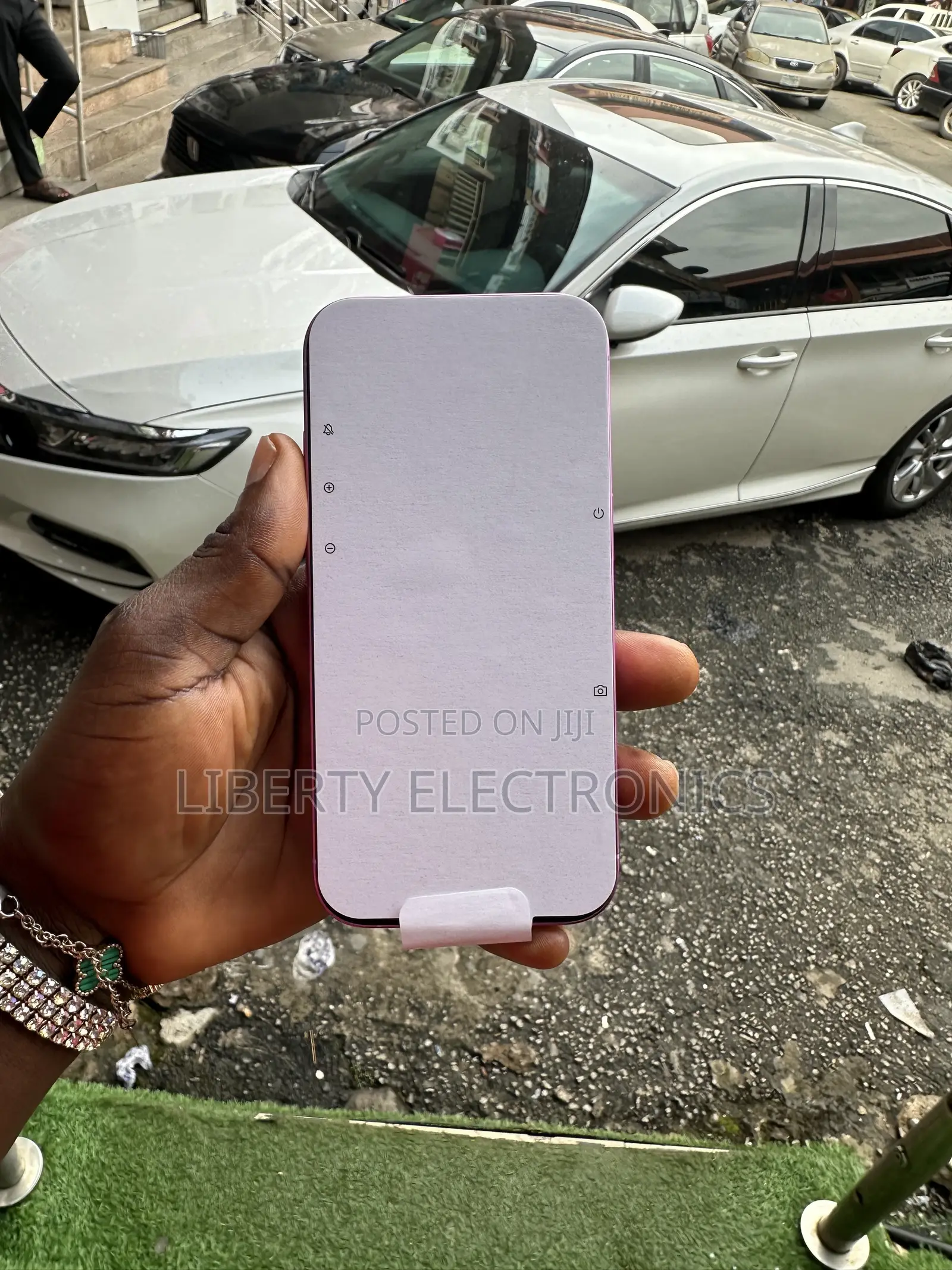 Apple iPhone 16 128 GB Pink