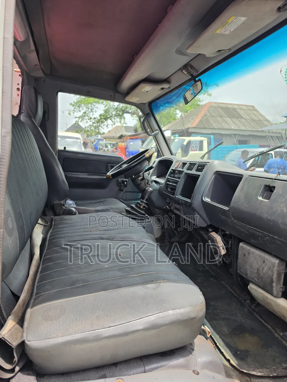 Toyota Dyna 400 3 Wipper Diesel Engine