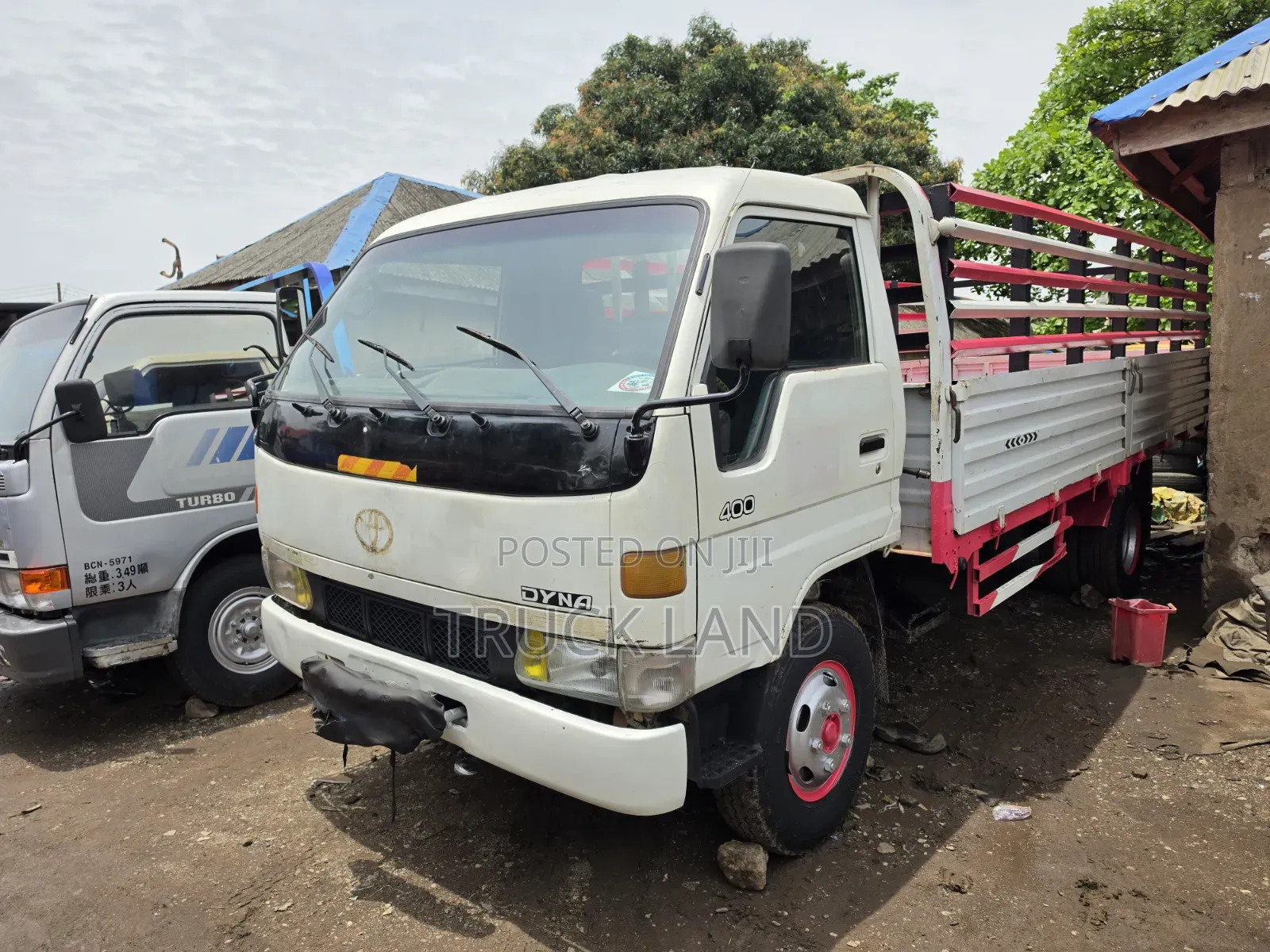 Toyota Dyna 400 3 Wipper Diesel Engine