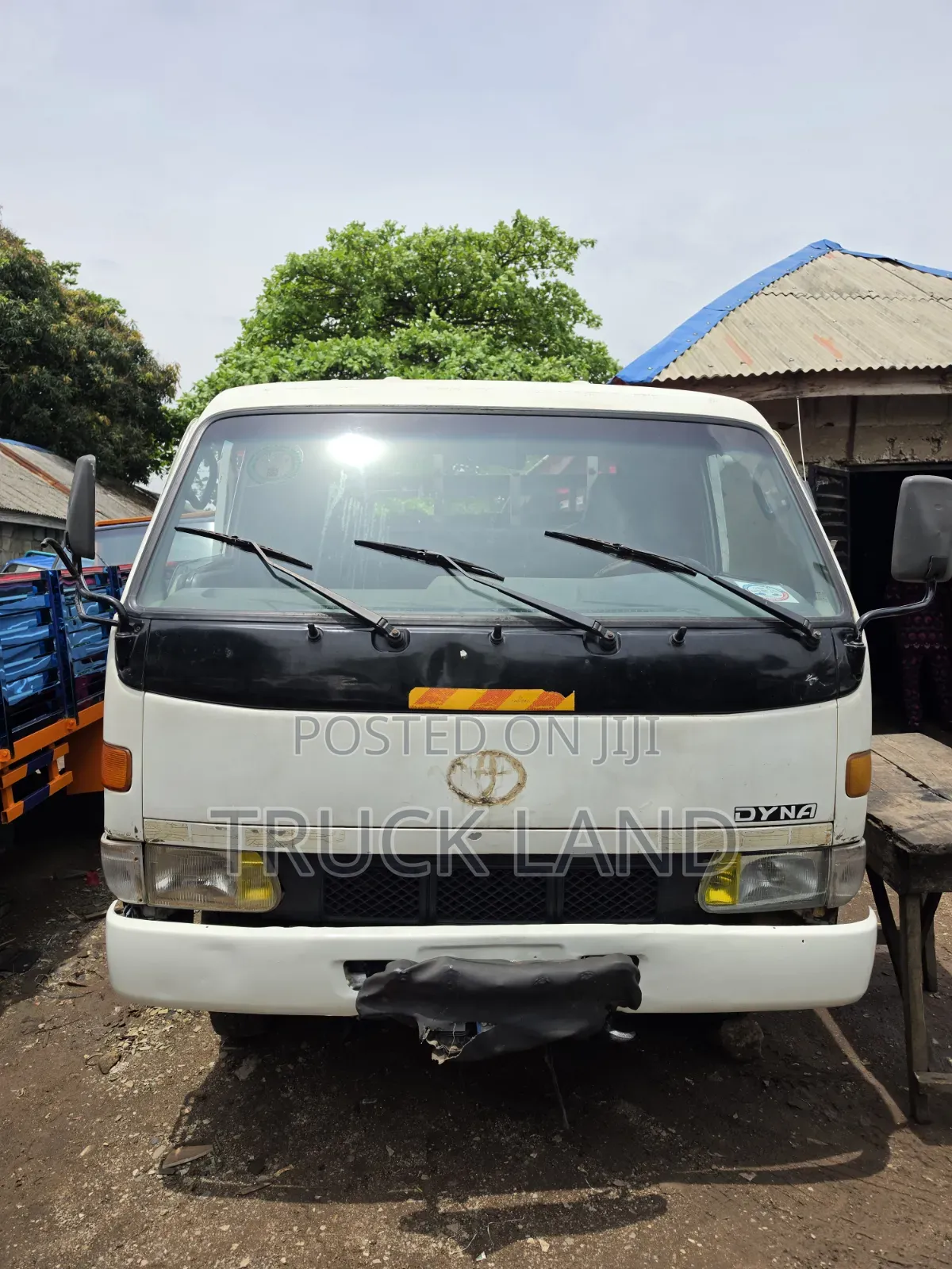 Toyota Dyna 400 3 Wipper Diesel Engine