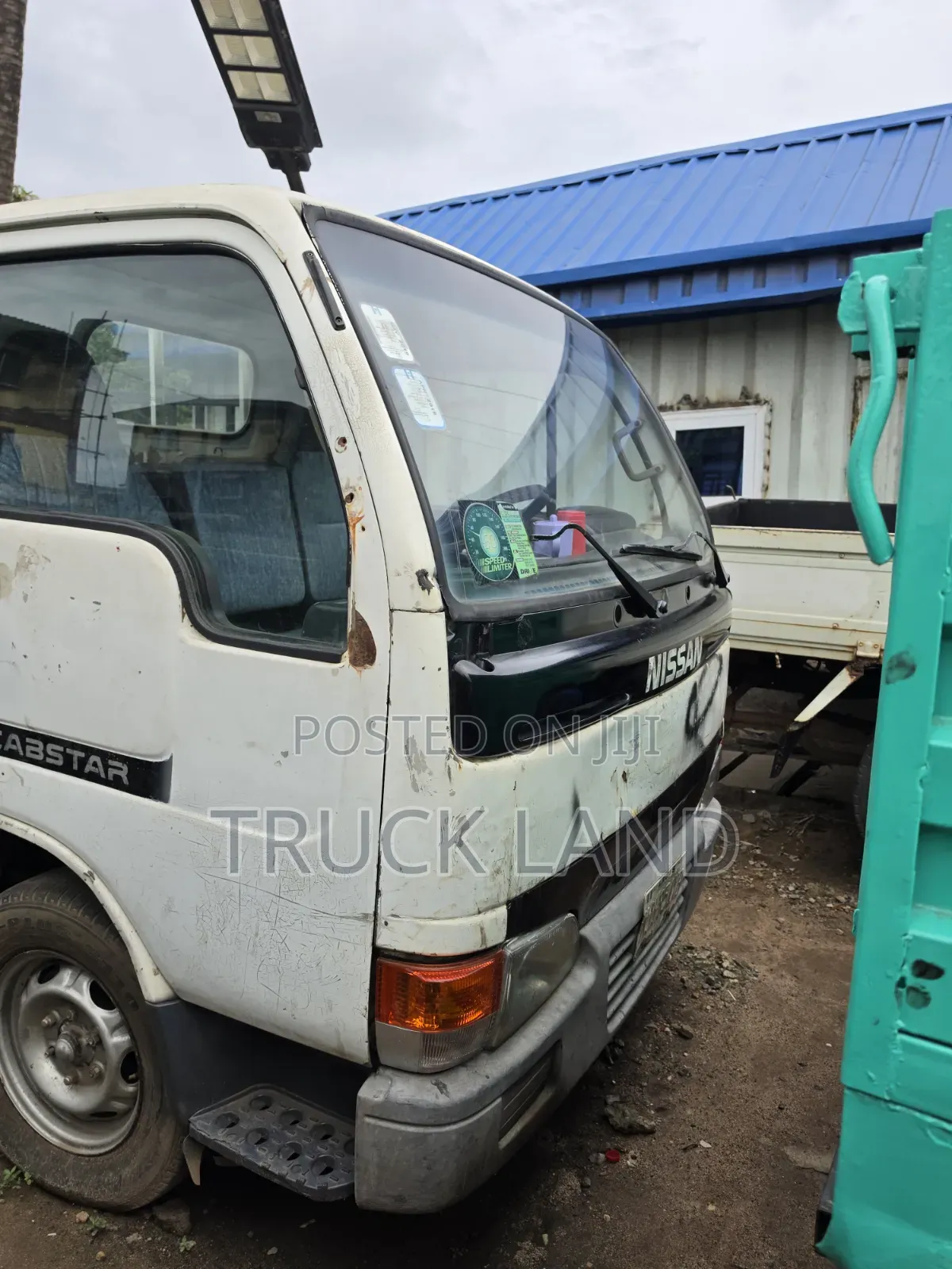 Nissan Cabstar Petrol Engine Normal Bucket