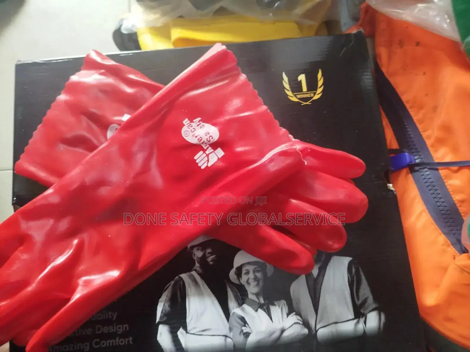 Rubber Hand Gloves Is Available