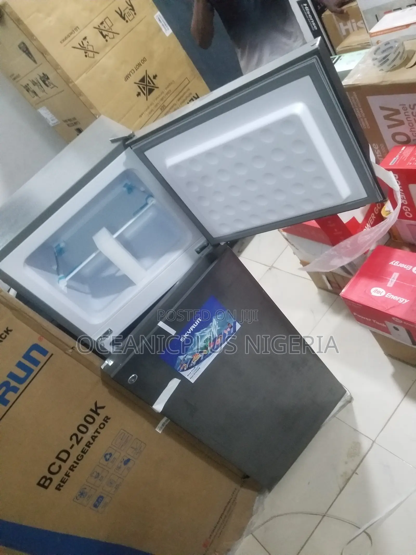 Skyrun BCD-200 Large Family Fridge