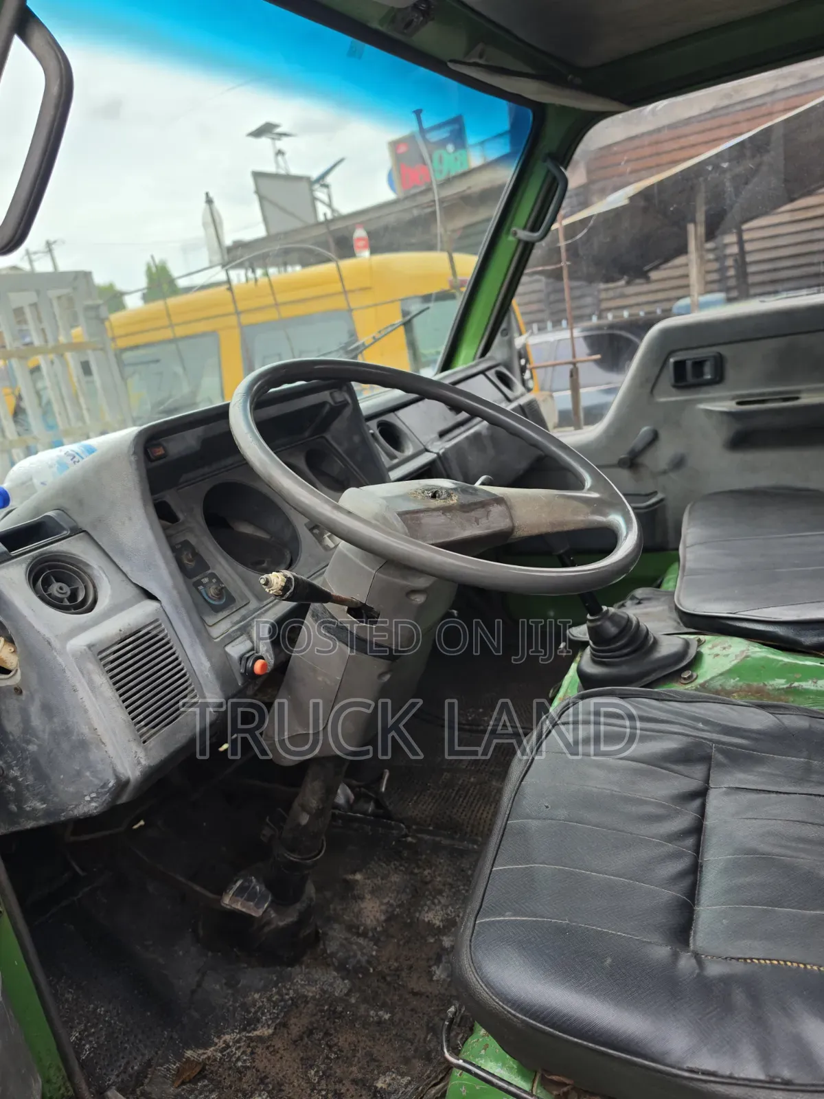 Toyota Dyna 150 Normal Bucket First Body