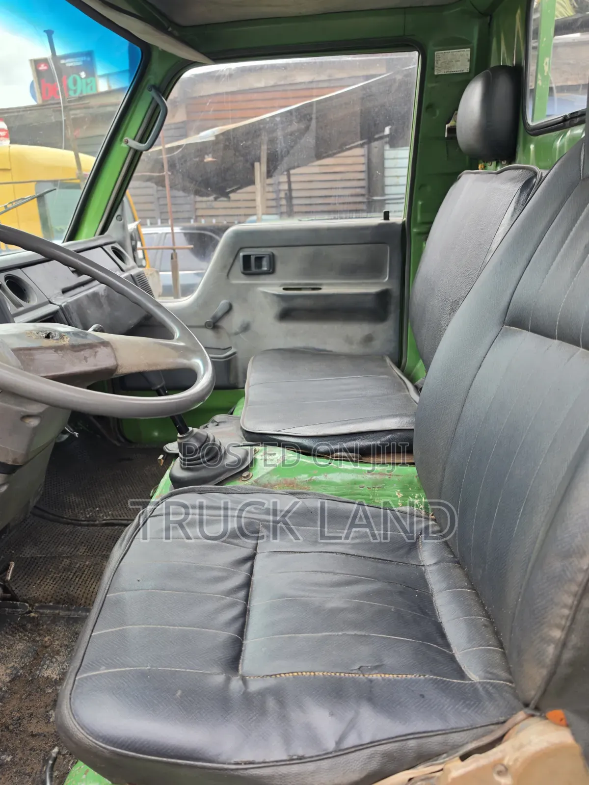 Toyota Dyna 150 Normal Bucket First Body
