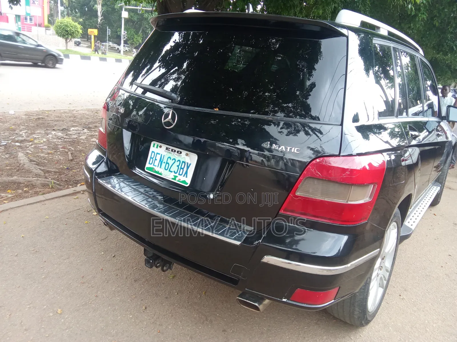 Mercedes-Benz GLK-Class 2010 Black