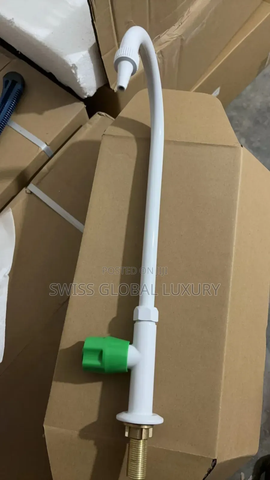Vertical Laboratory Faucet