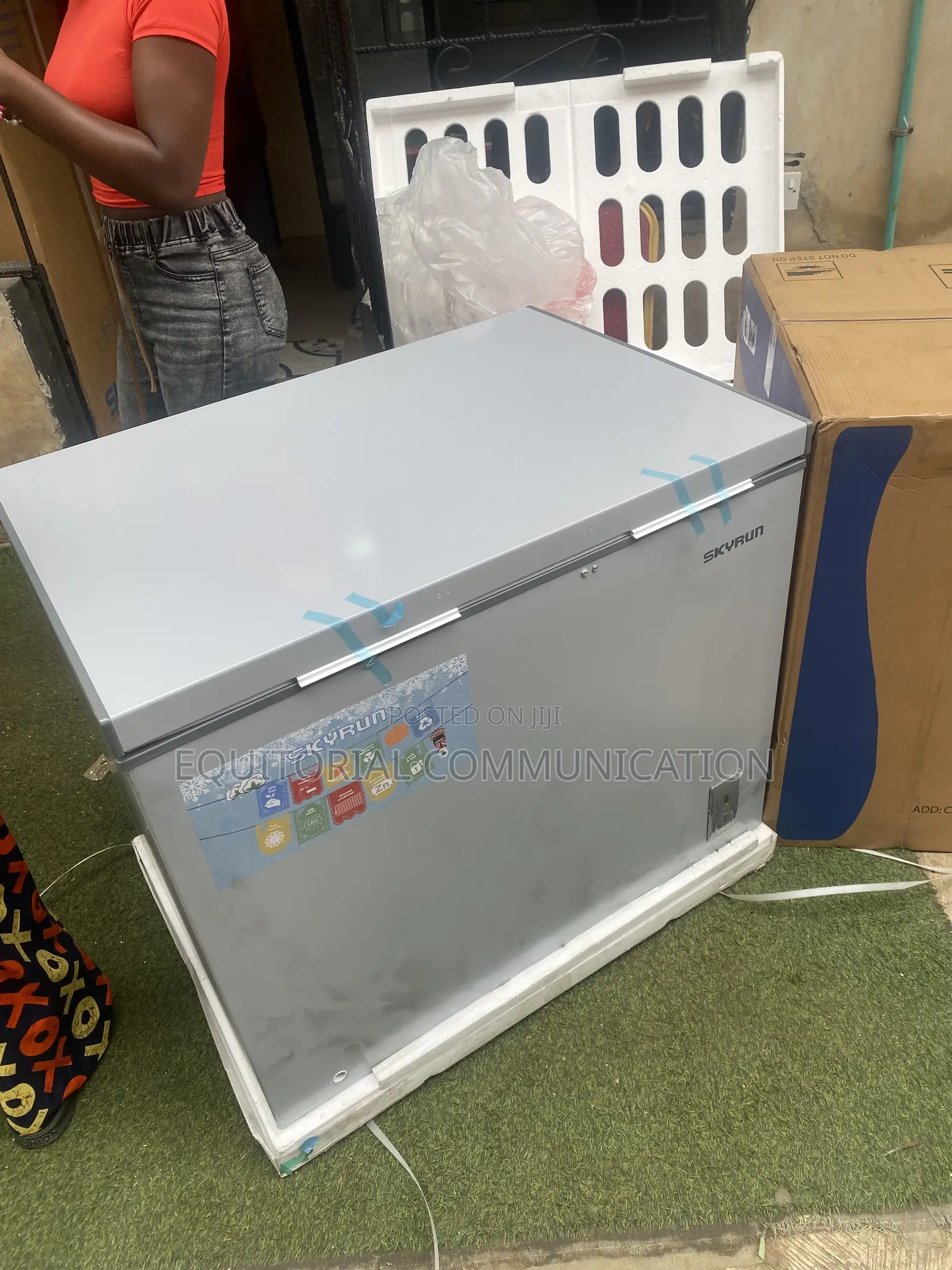 Skyrun 260L BD-260A Chest Freezer