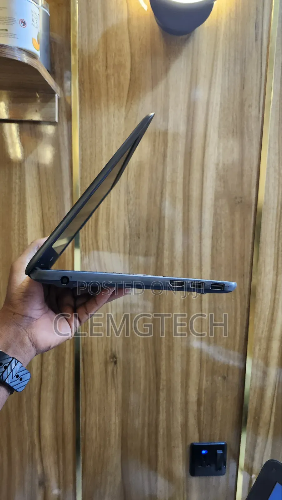 Laptop Dell Latitude 3190 8GB Intel SSD 128GB