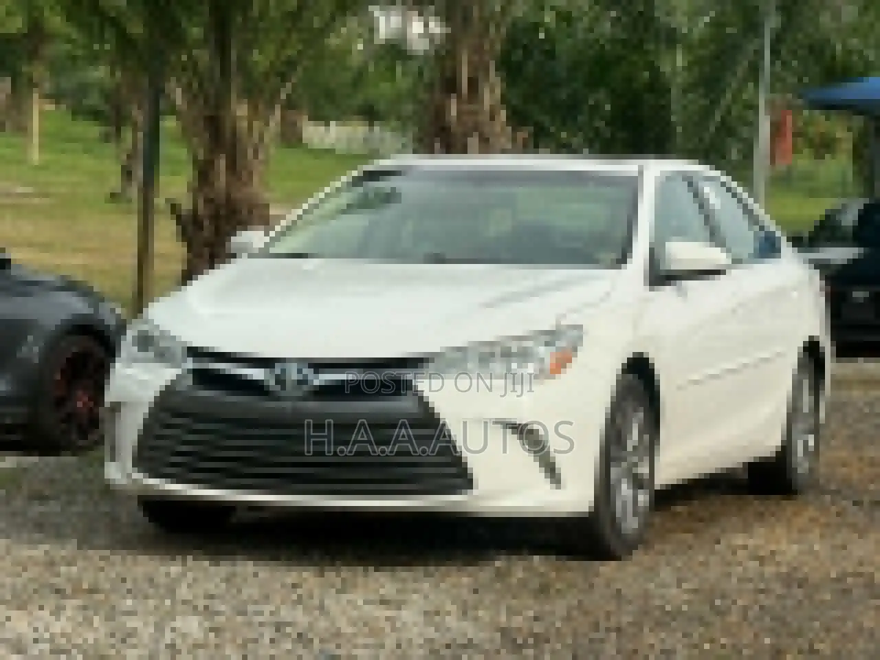 Toyota Camry XLE 4dr Sedan (2.5L 4cyl 6A) 2016 White