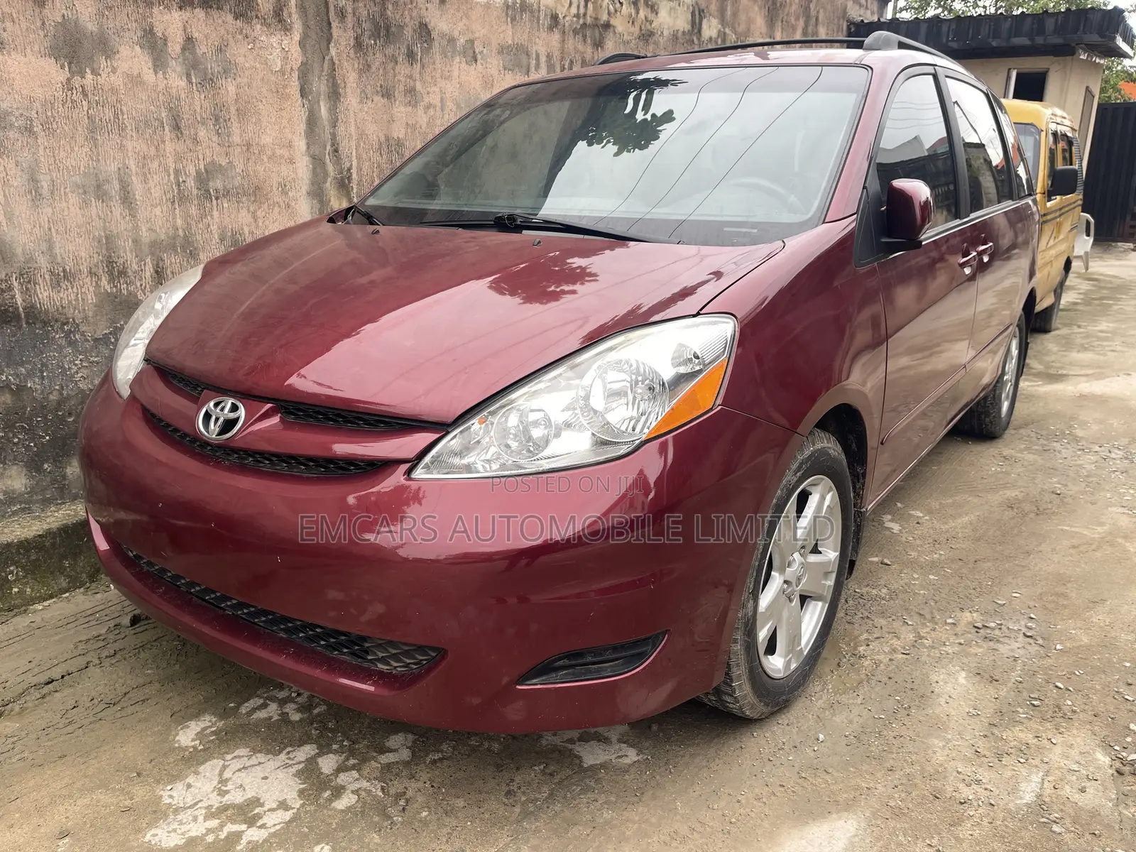 Toyota Sienna CE FWD 2006 Red