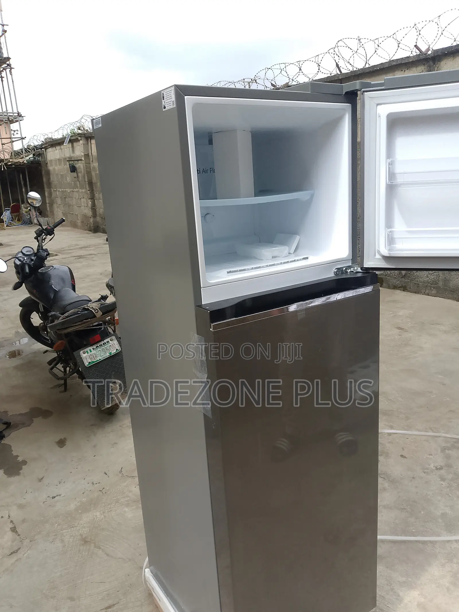 LG GL-B262PQKB 287L Family Size Fridge