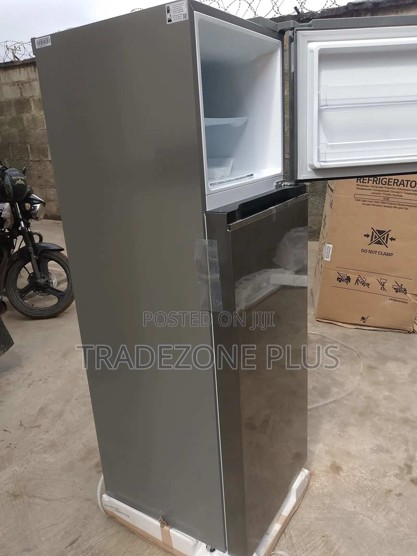 LG 287L Food and Beverage Refrigerator