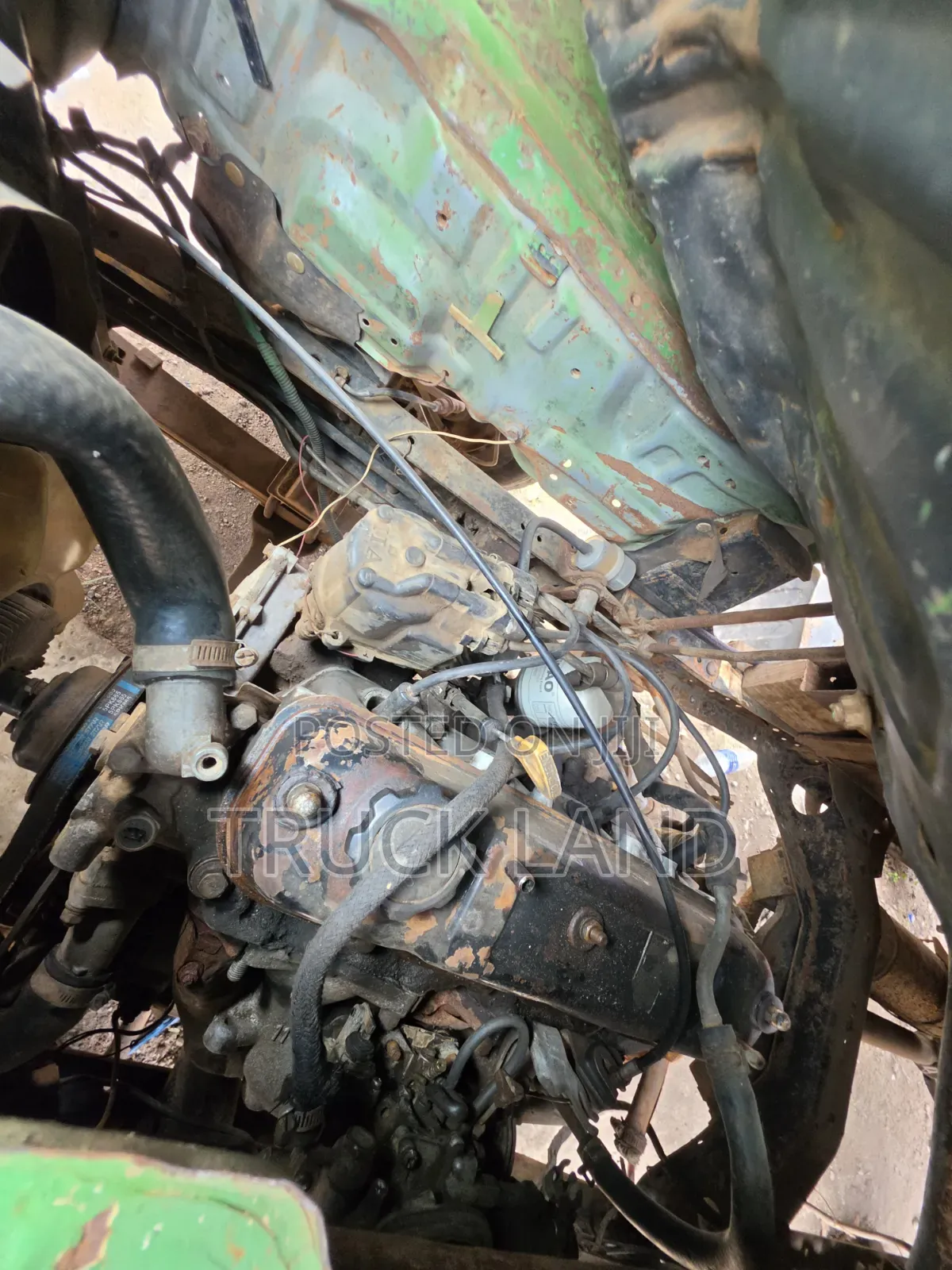 Toyota Dyna 200 Six Wheel Untouch 3Y Engine