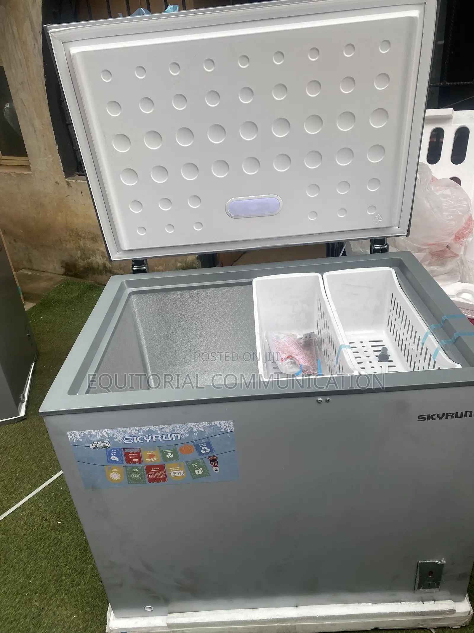 Skyrun BD-260A Chest Freezing Unit 260L