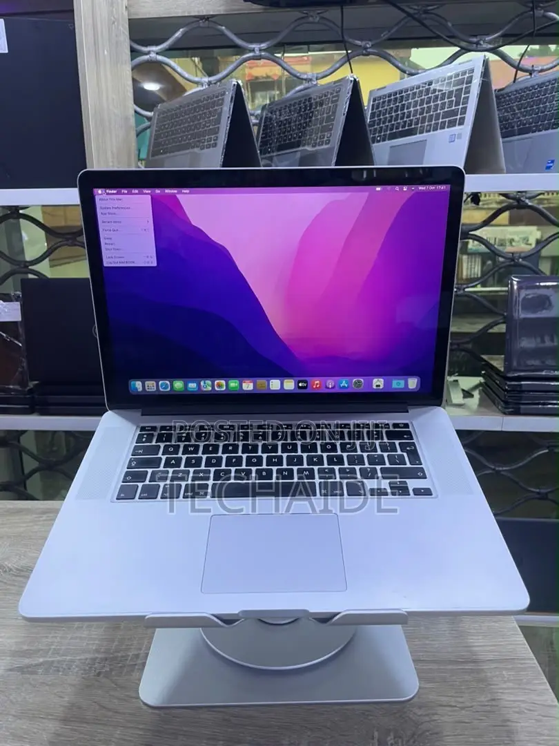 Laptop Apple MacBook Pro 2015 16GB Intel Core i7 SSD 512GB