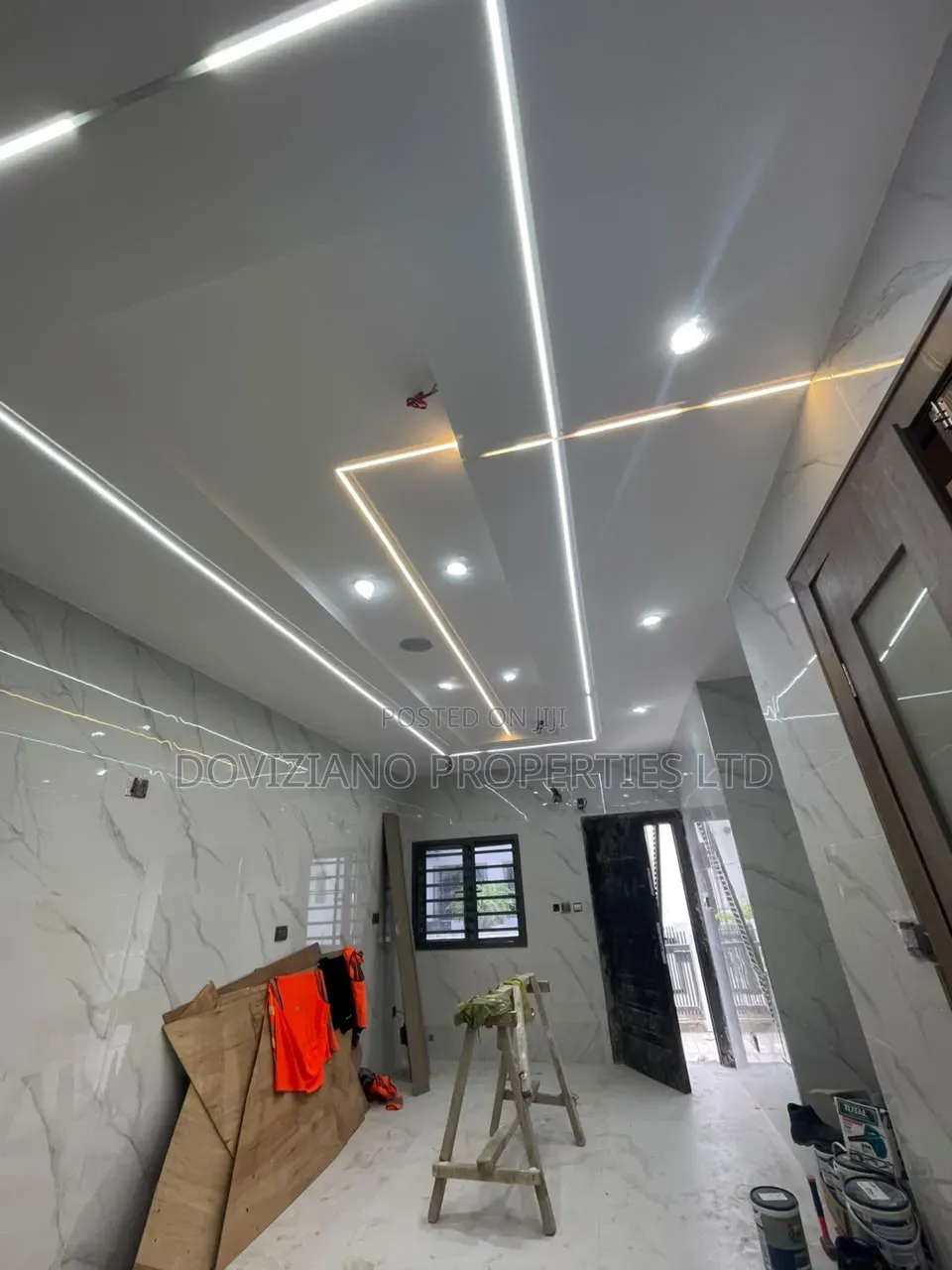 4bdrm Duplex in Banana Island for rent