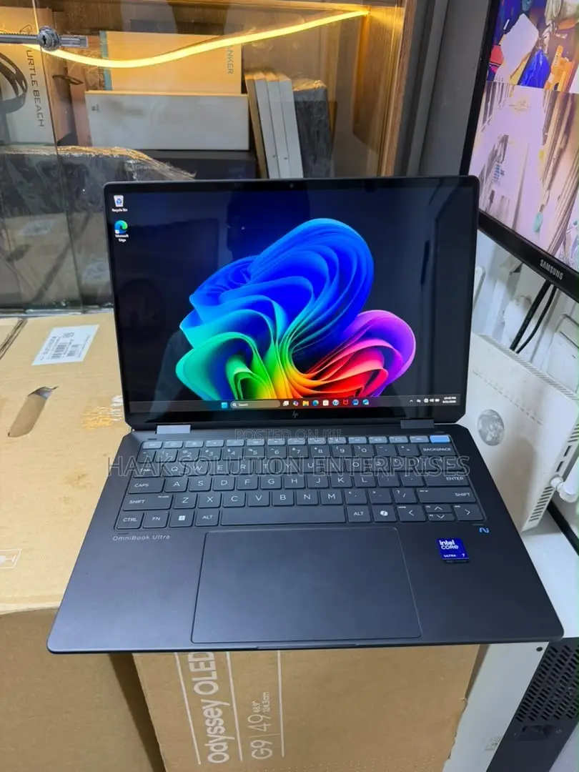 Laptop HP OmniBook Ultra Flip 14" 16GB Intel Core Ultra 7 SSD 1T