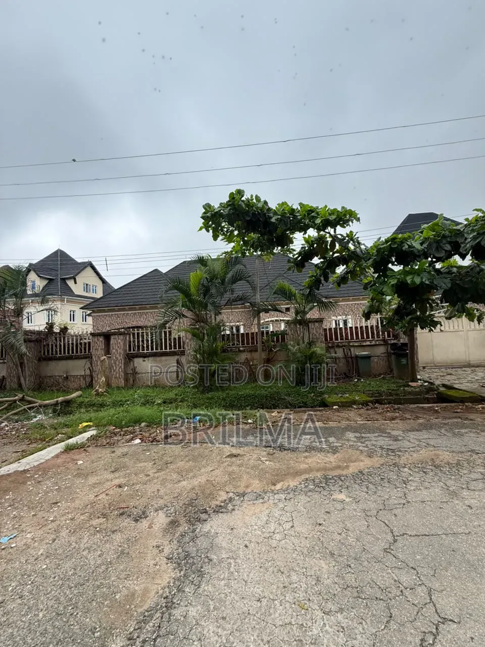 4bdrm Bungalow in Dape for sale