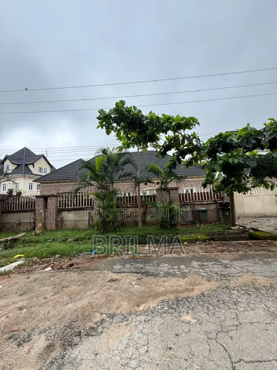 4bdrm Bungalow in Dape for sale