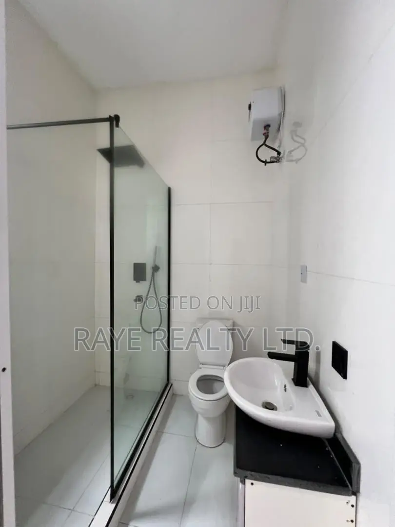 4bdrm Duplex in Ajah for sale