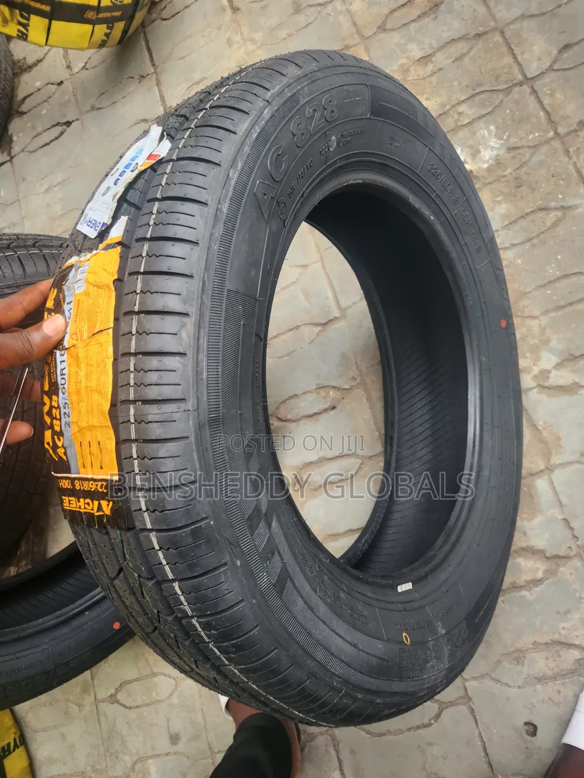 225/60r18 Radial Original
