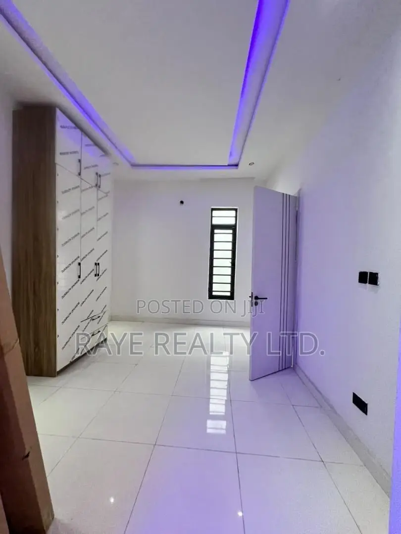 4bdrm Duplex in Ajah for sale