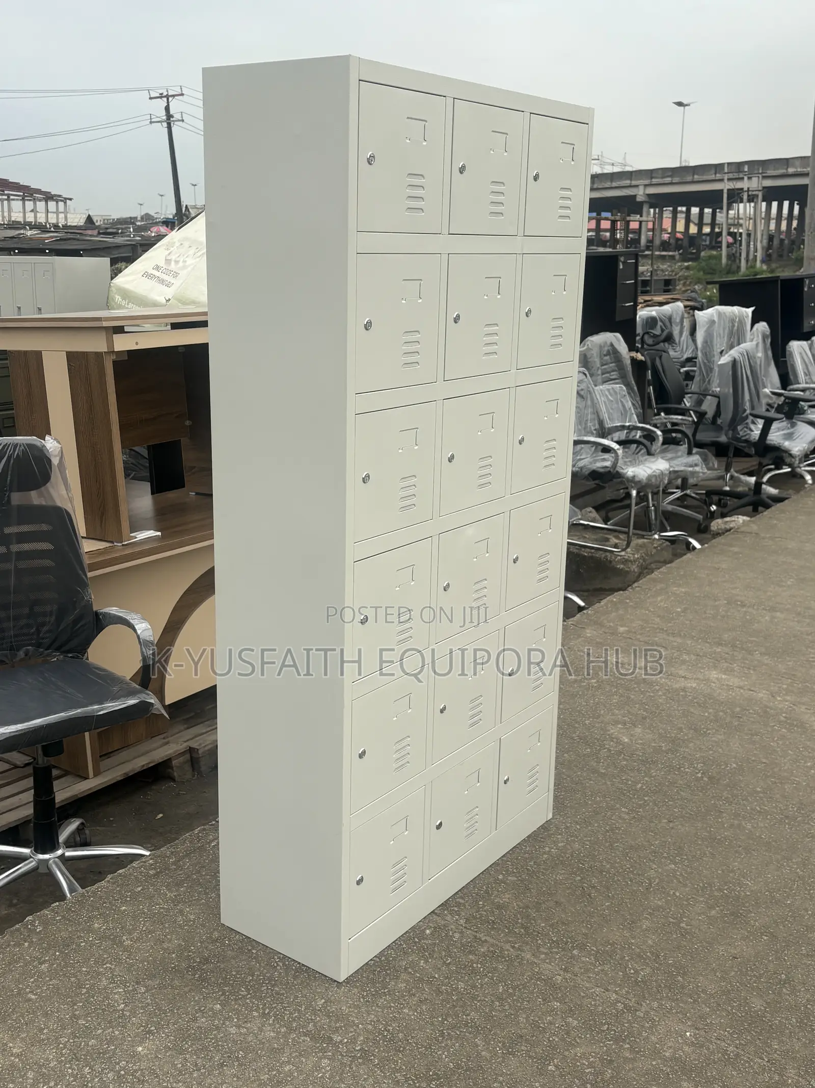 18 Door Save Cabinet