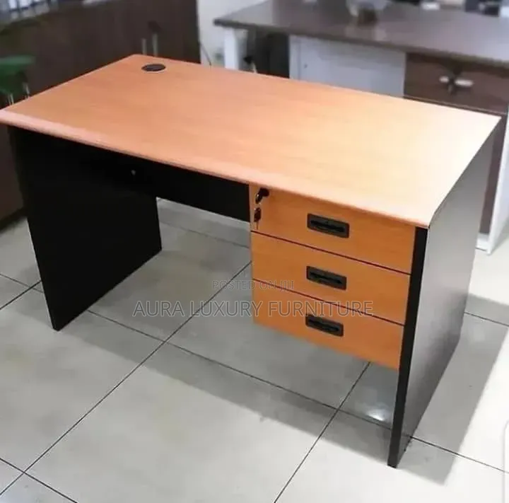 Wooden Office Table
