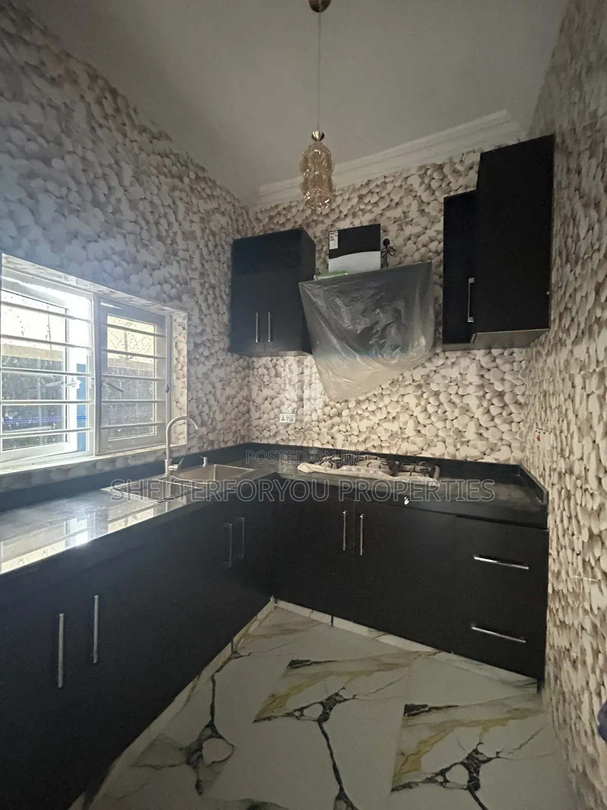 Studio Apartment in Ikate for rent