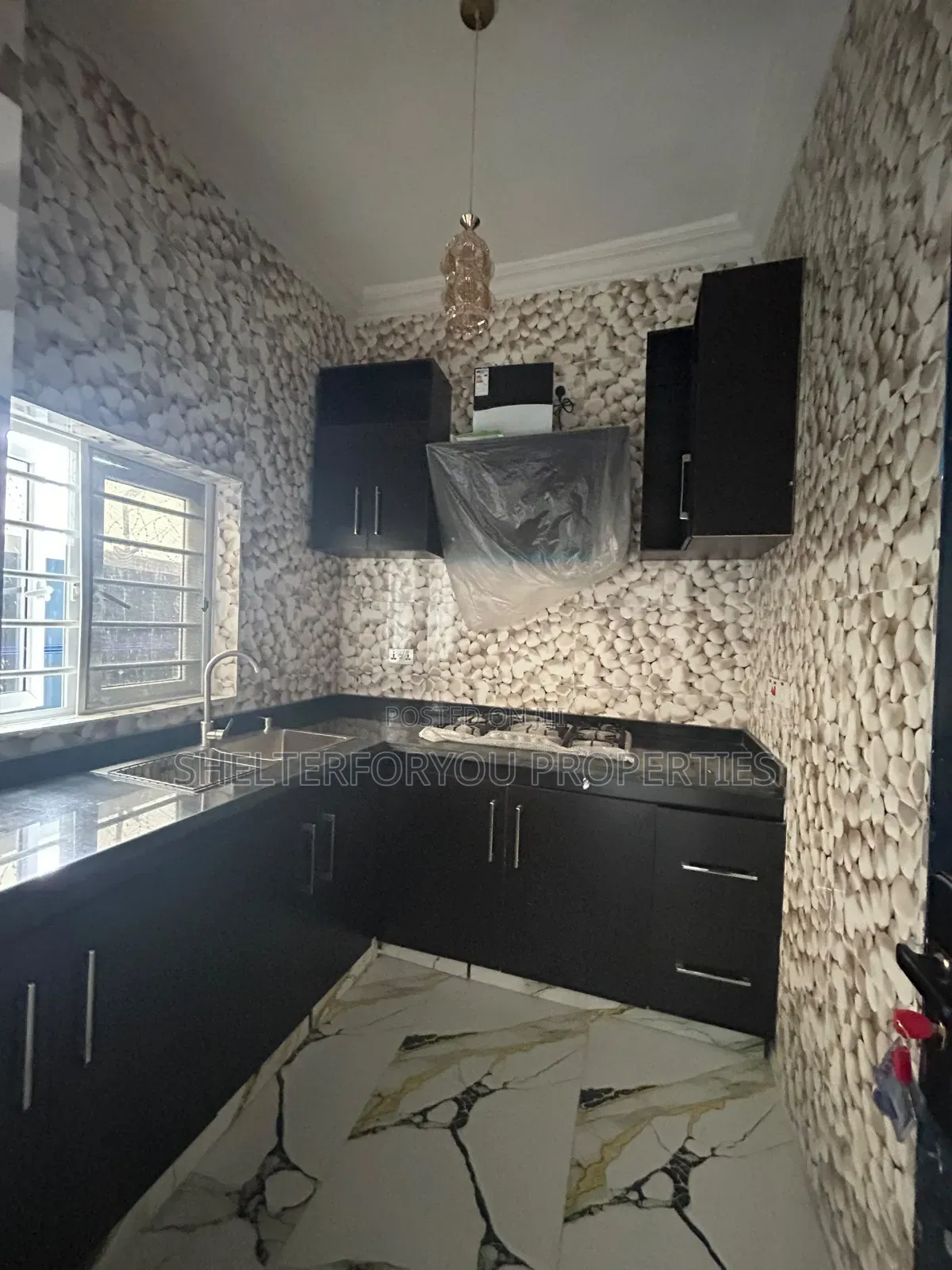 Studio Apartment in Ikate for rent