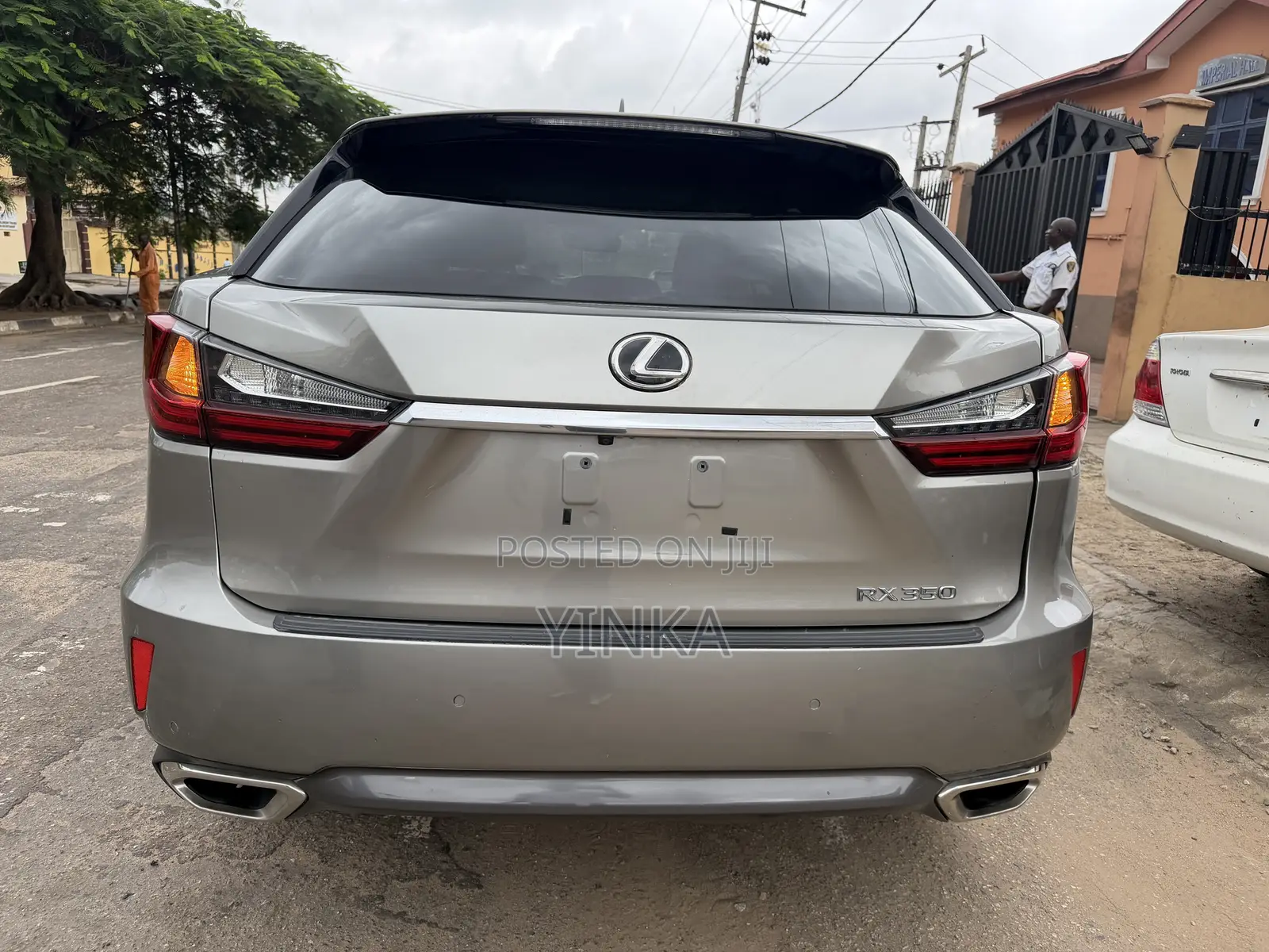 Lexus RX 350 FWD 2018 Gold