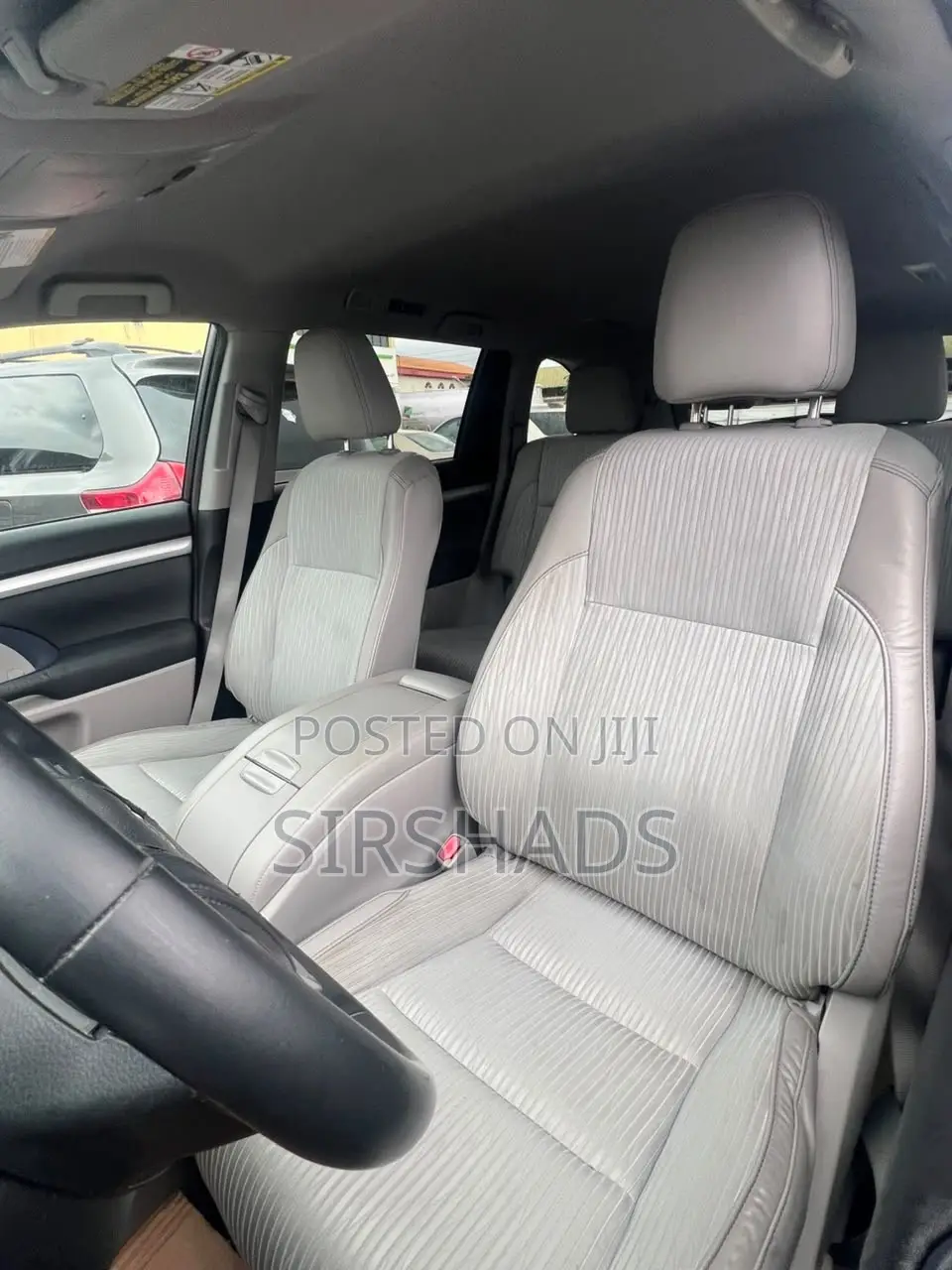 Toyota Highlander XLE 4dr SUV AWD (3.5L 6cyl 6A) 2015 Gray