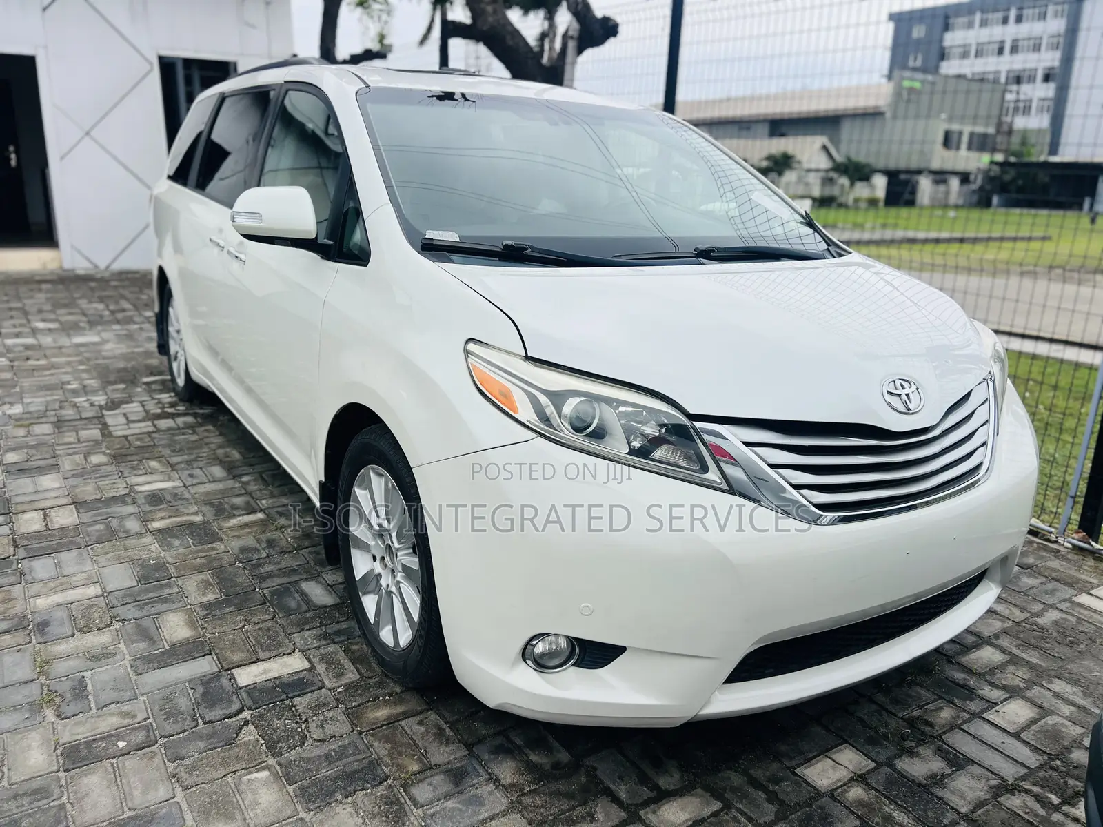 Toyota Sienna 2015 White