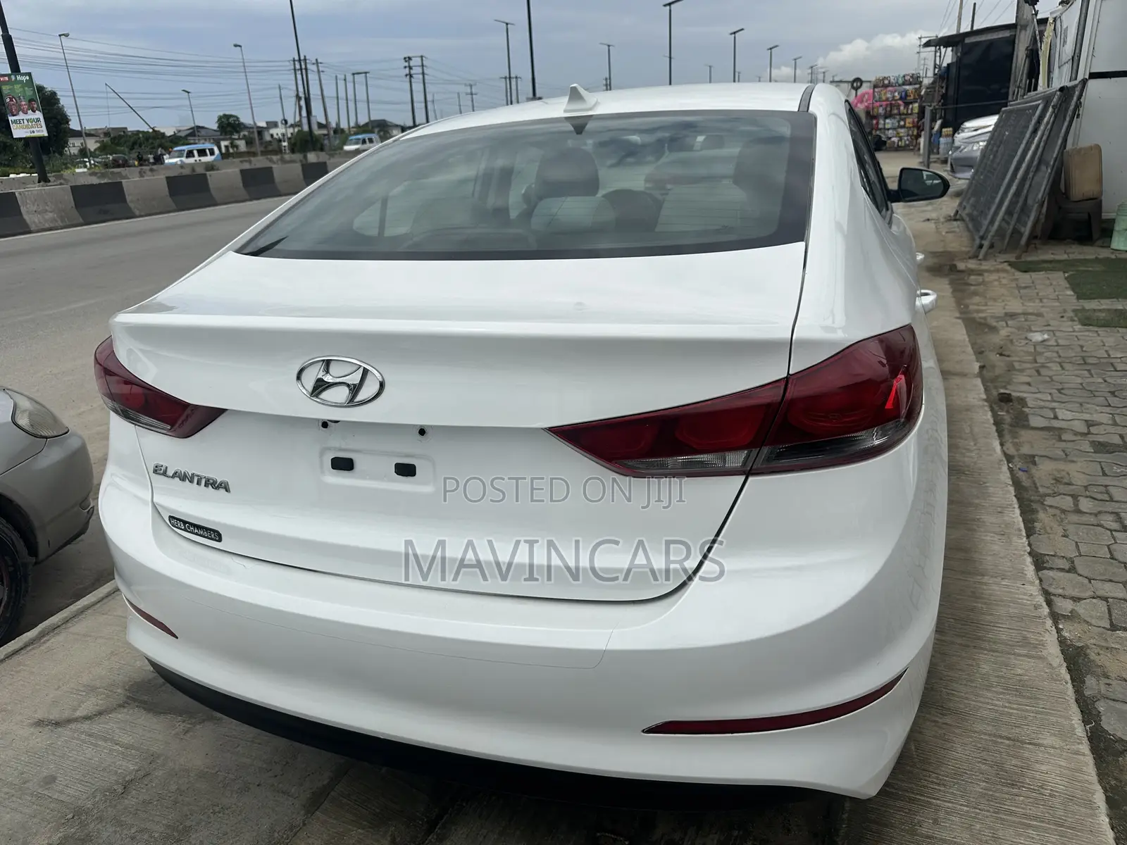 Hyundai Elantra 2017 White