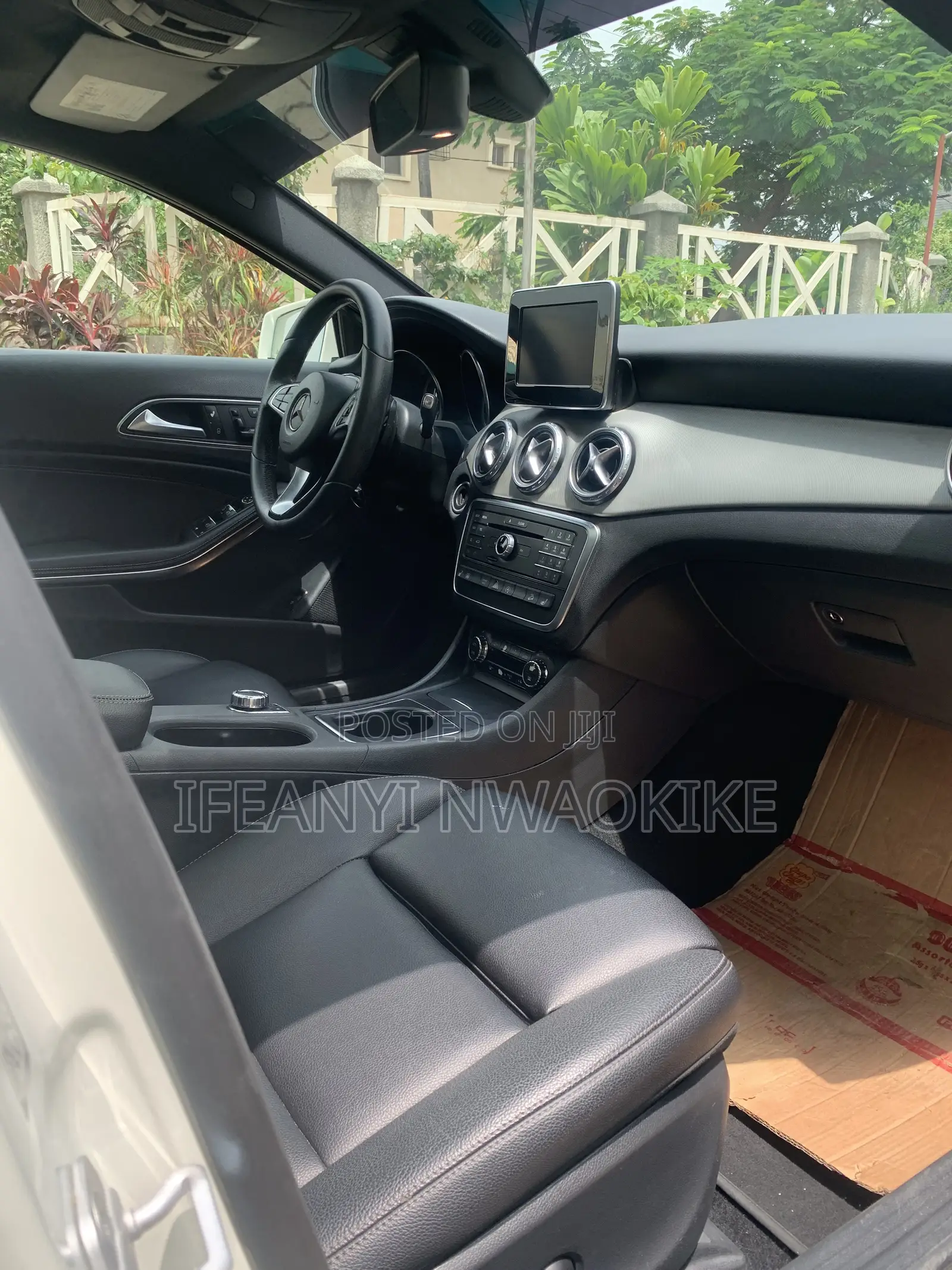 Mercedes-Benz GLA 250 2017 White