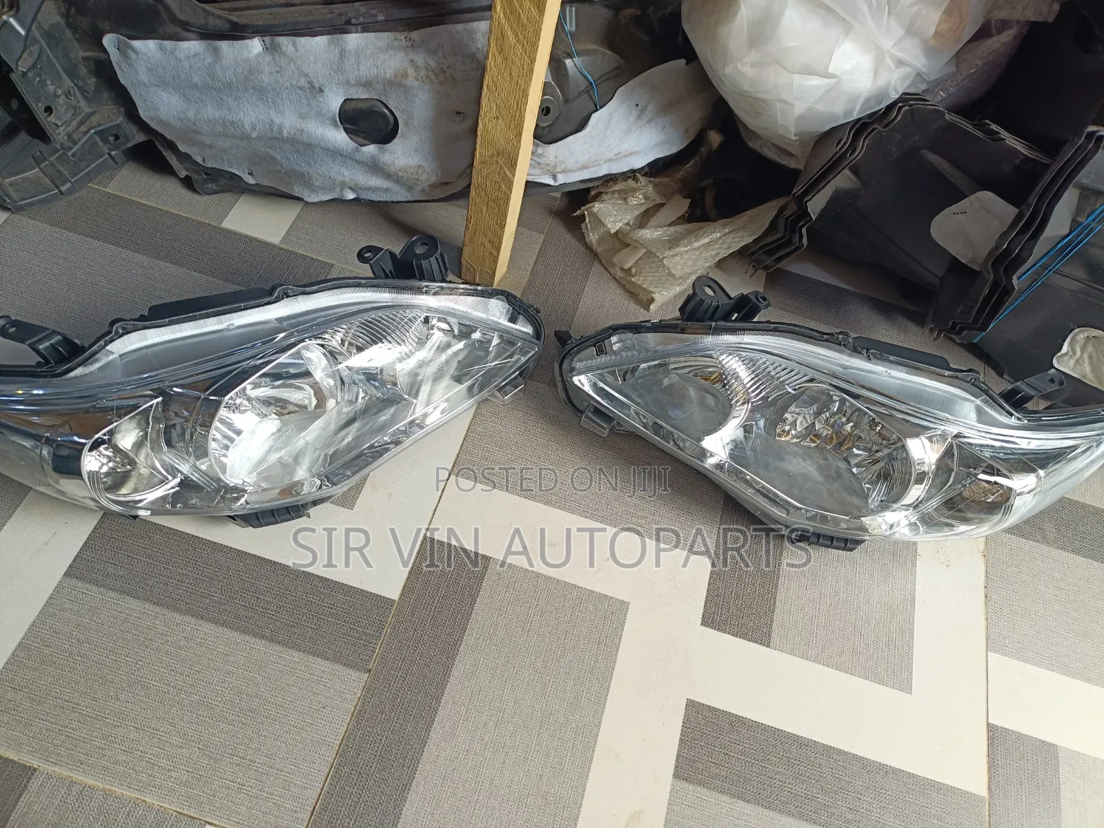 Headlight Toyota Corolla 2010-2013 (EUROPE)